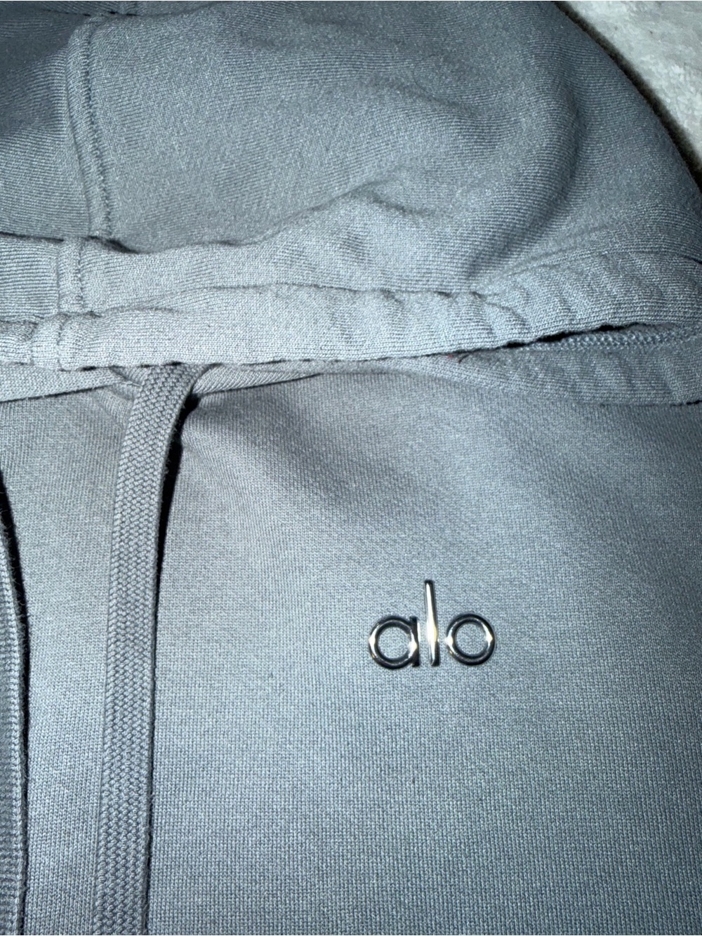 ALO Yoga Charcoal Gray Pullover Hoodie | Size XS - Picture 2 of 4